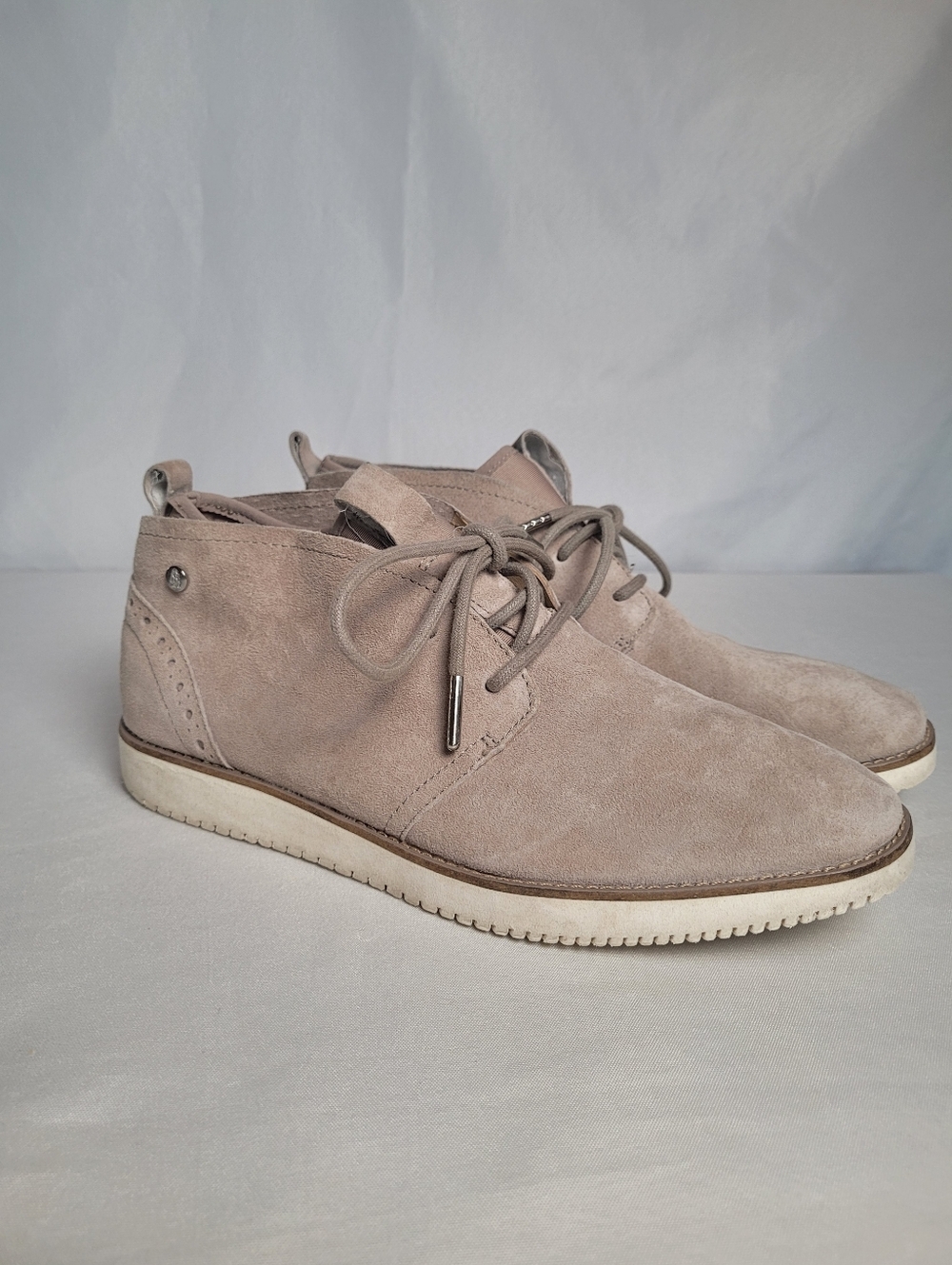 Hush Puppies Women's Suede Sand Taupe Laced Chukka Boots Sock Lined Size 8.5